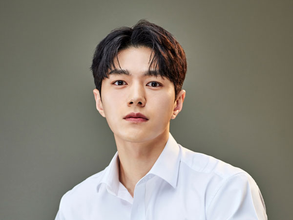 L (Kim Myung-soo)